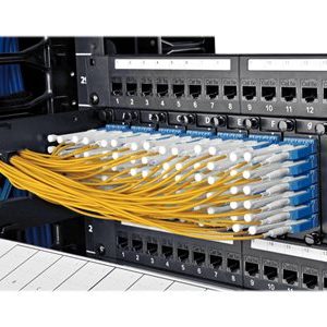 Tripp Lite   1M Duplex SMF Singlemode 9/125 Uniboot Fiber Optic Patch Cable LC/LC 3′ patch cable 1 m yellow N370-01M-T