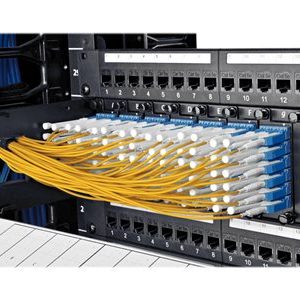Tripp Lite   2M Duplex SMF 9/125 Uniboot Fiber Optic Patch Cable LC/LC 6′ patch cable 2 m yellow N370-02M-T